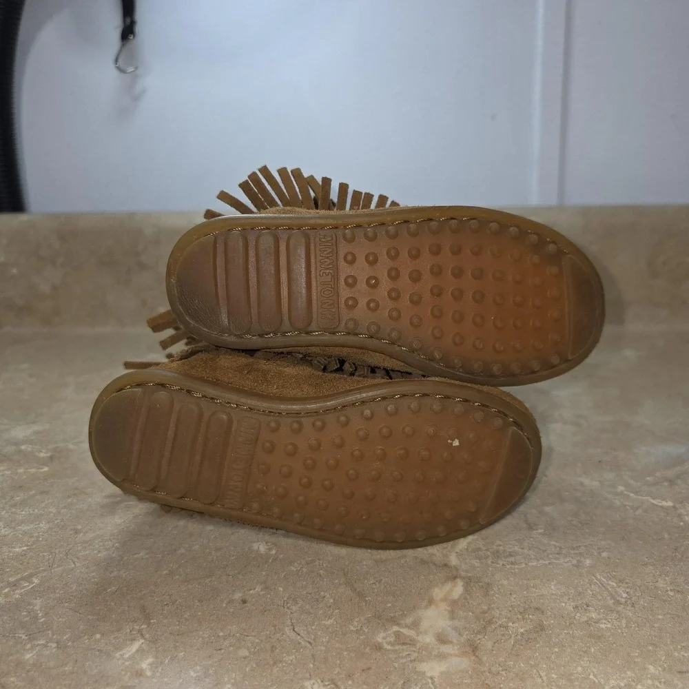 Minnetonka Fringe Boots Girls 8 Brown Suede 3 Layer Western Tall Zip Moccasin